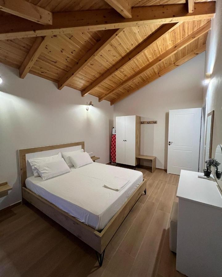 Amazing Familiar Apartments And Rooms Saranda Kültér fotó